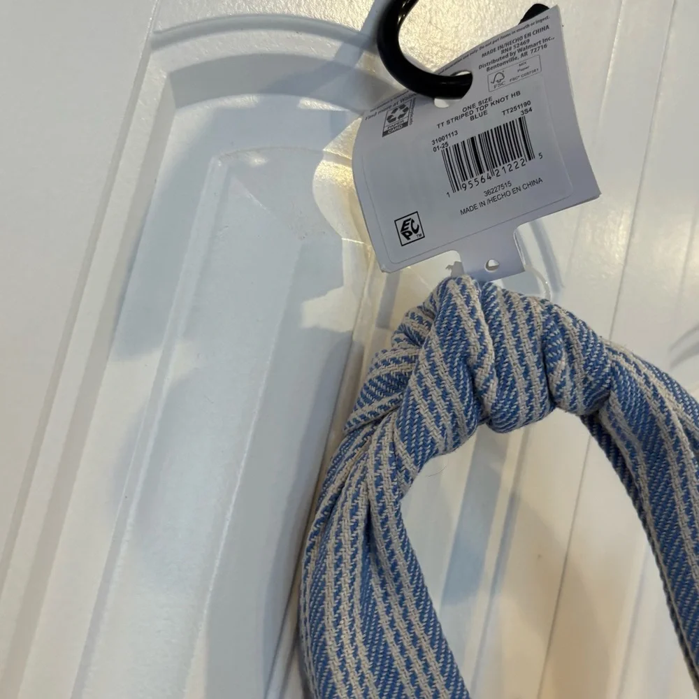 Time And Tru Blue And White Knot Headband‎
